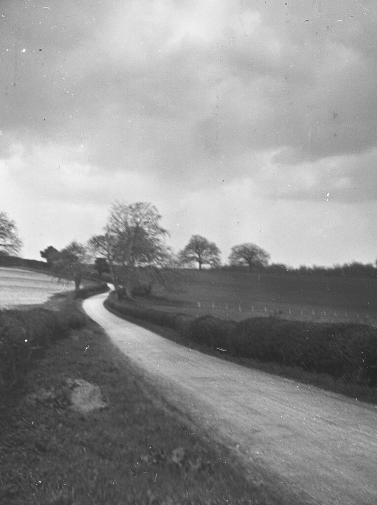 A6-A-Surrey-lane-1926