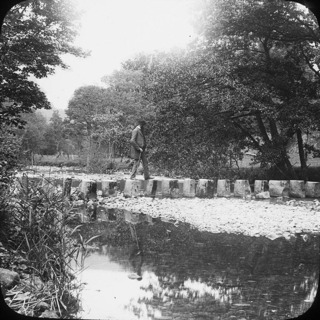 J18-Stepping-stones-over-the-Rothay