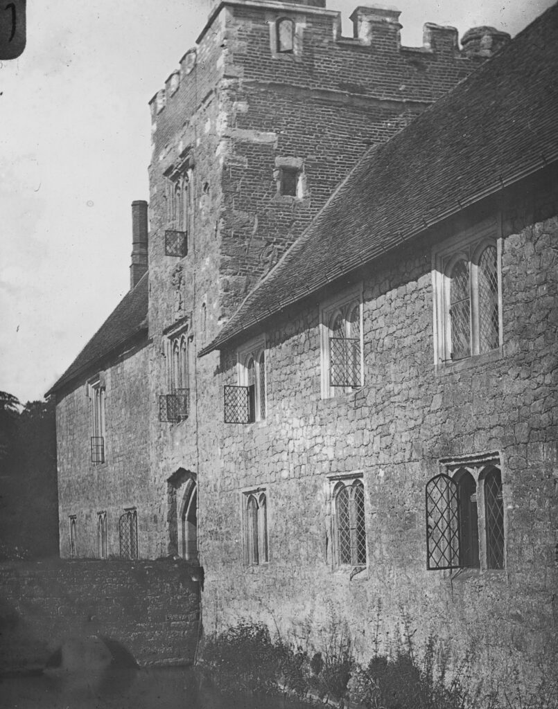 M97-Castellated-stone-house M97-Castellated-stone-house